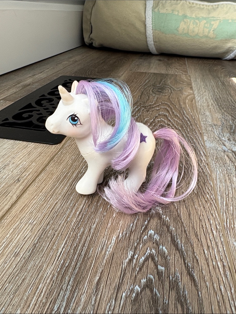 Baby Glory G1 My Little Pony 1984
